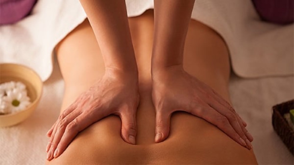 Massage Tại Nhà Giá Rẻ Hà Nội — Bảng Giá Minh Bạch Từ 600.000đ - LyLy Spa
