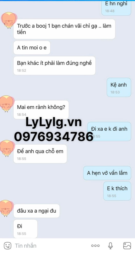 Phản hồi tích cực của khách LyLy Spa qua tin nhắn